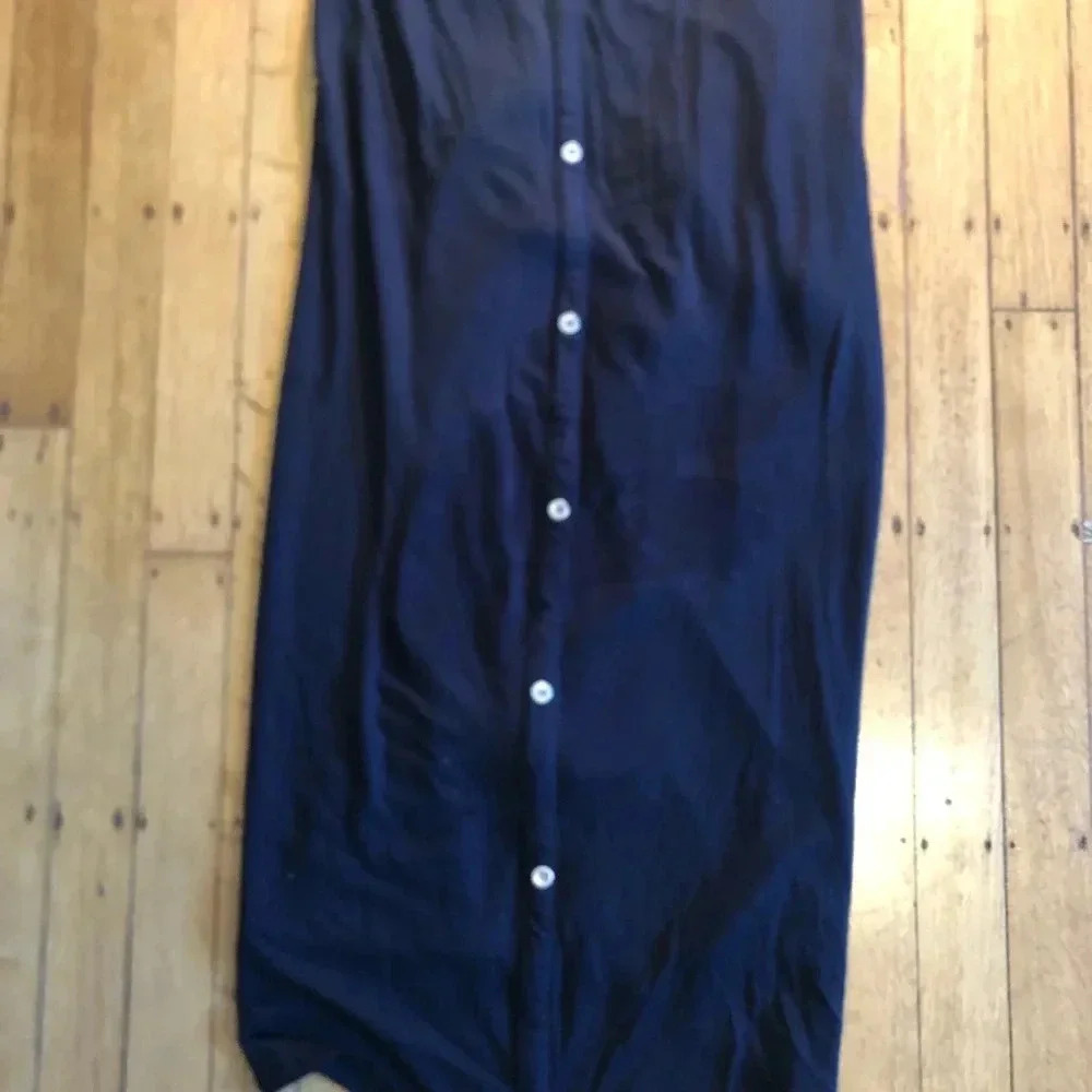 Venus Button Back Top - image 2